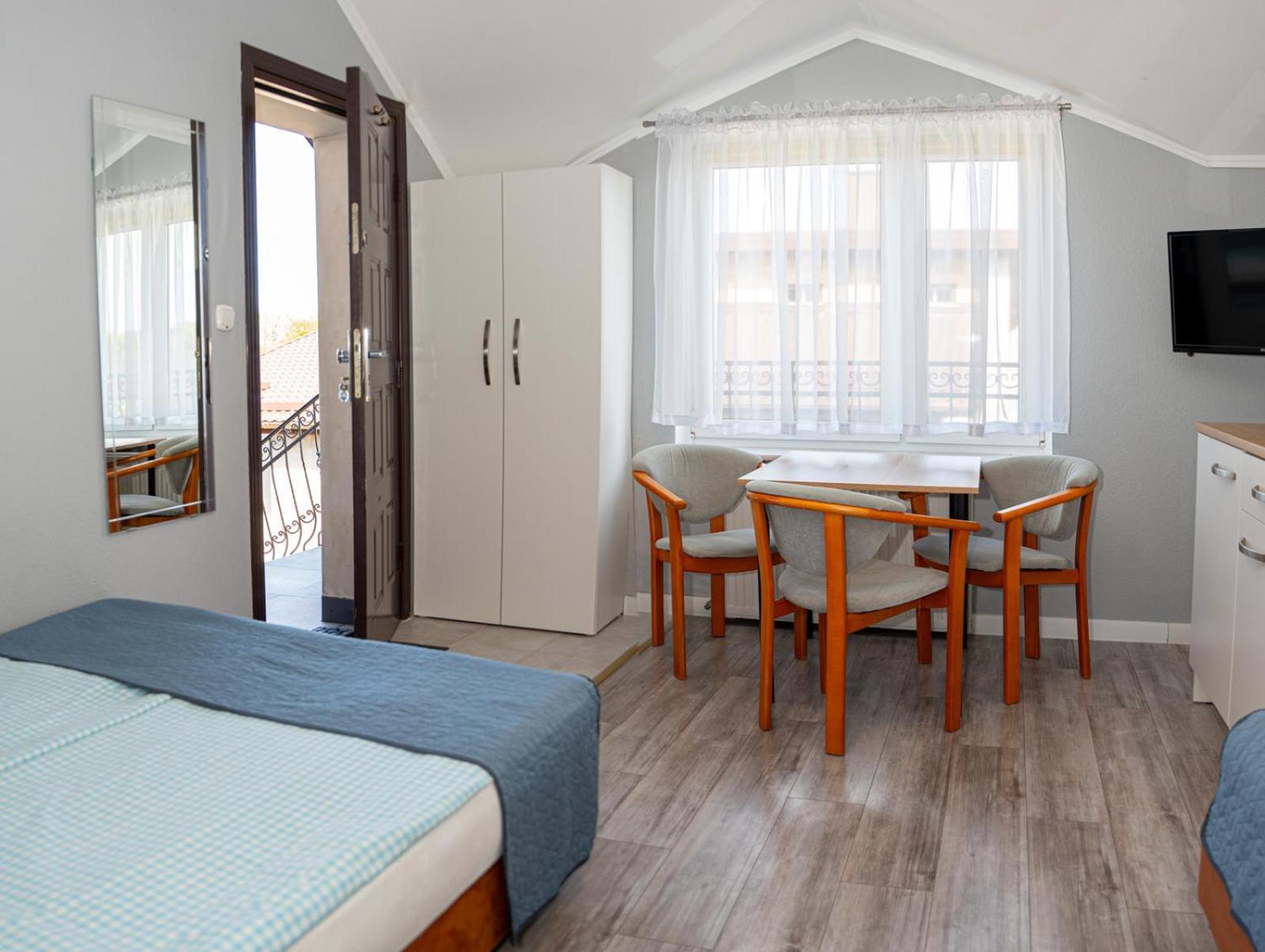 Cetniewo Pokoje I Apartamenty Władysławowo Esterno foto